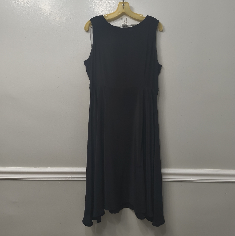 Vtg.LILYSILK Black Dress 100% Mulberry Silk Black Sz 12 Minimalist Timeless Silk